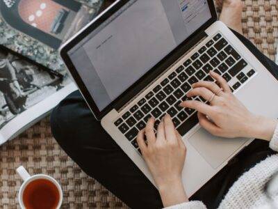 Mastering Program Sense Questions with Hints